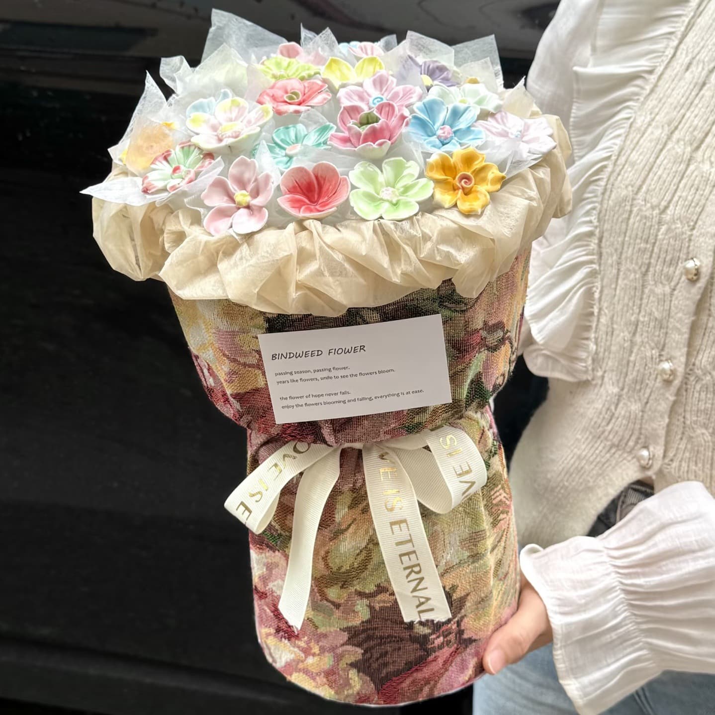 Valentine's Day Ceramic Flower Bouquet Gift Graduation Preserved Flowers for Bestie Women Birthday Gift for Girlfriend Mother