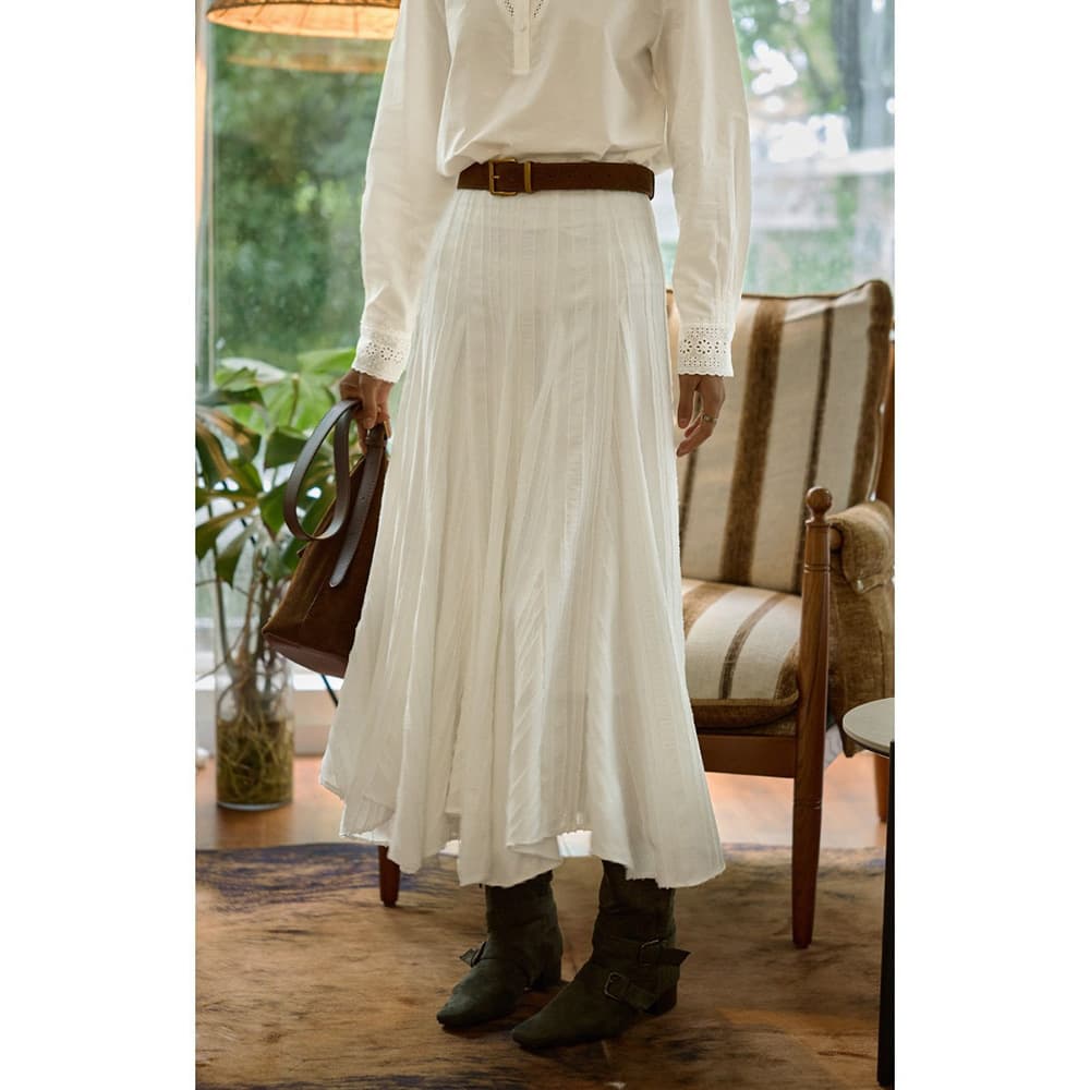 solighter French retro white high-waisted A-line skirt for women spring 2026 new slim umbrella skirt long skirt