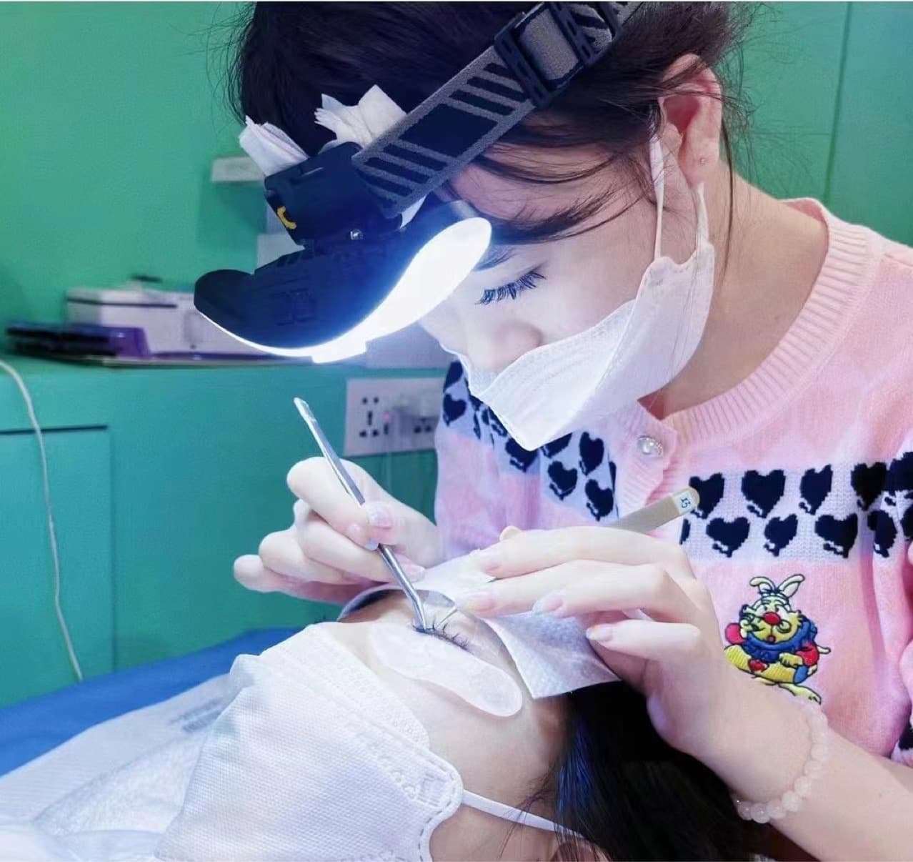Head-mounted LED light for eyelash extensions and eyelash fill-in light 5W for eyelash extensions portable eyebrow tattoo makeup beauty lamp