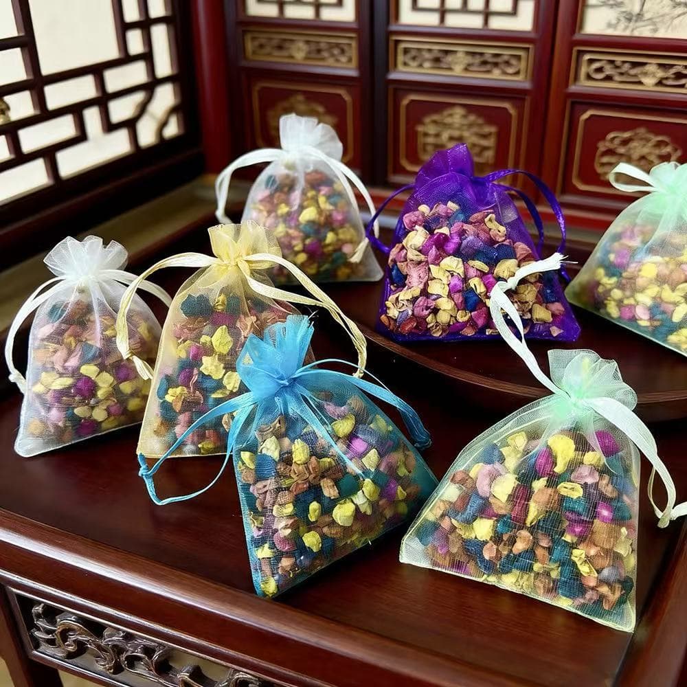 Plant sachet, mildew-proof, moisture-proof, odor-removing wardrobe fragrance bag, natural plant fragrance car wardrobe deodorizing sachet