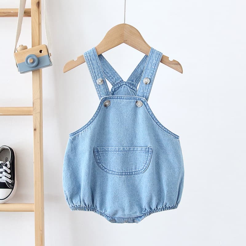 Ins Children's Clothing 2026 Summer Baby Overalls Triangle Cover-Up Pants Korean Style Infant Denim Snap-Button Overalls Shorts
