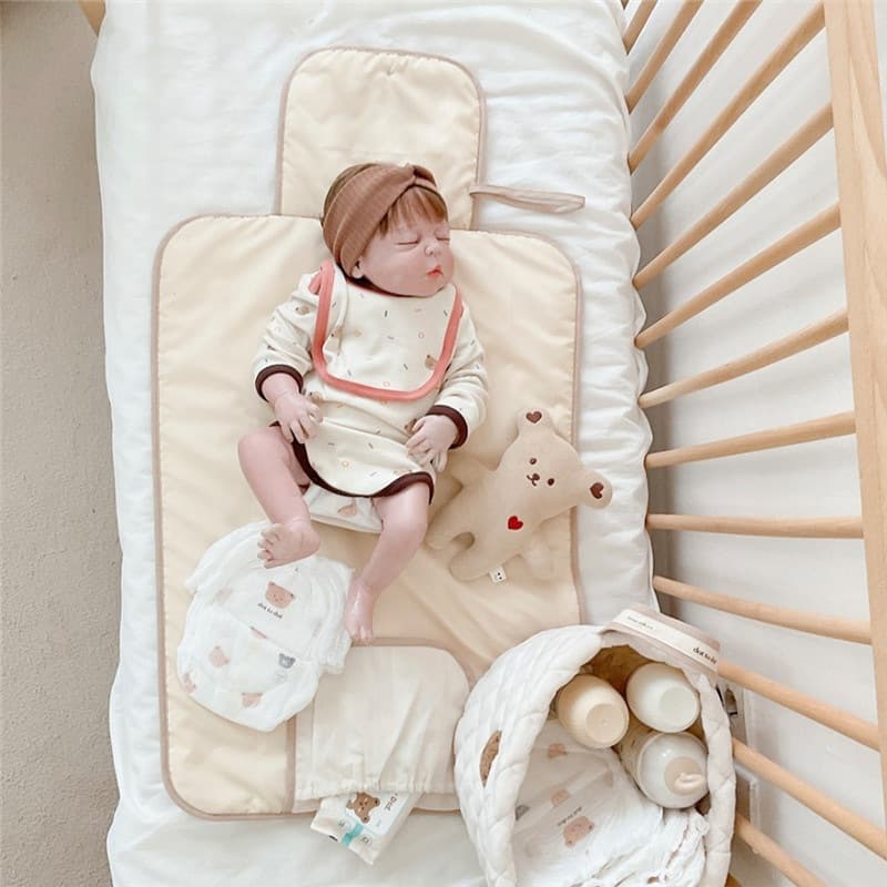 Little Bear Baby Waterproof Changing Pad, Portable Multi-Functional Leak-Proof Diaper Mat for Potty Training