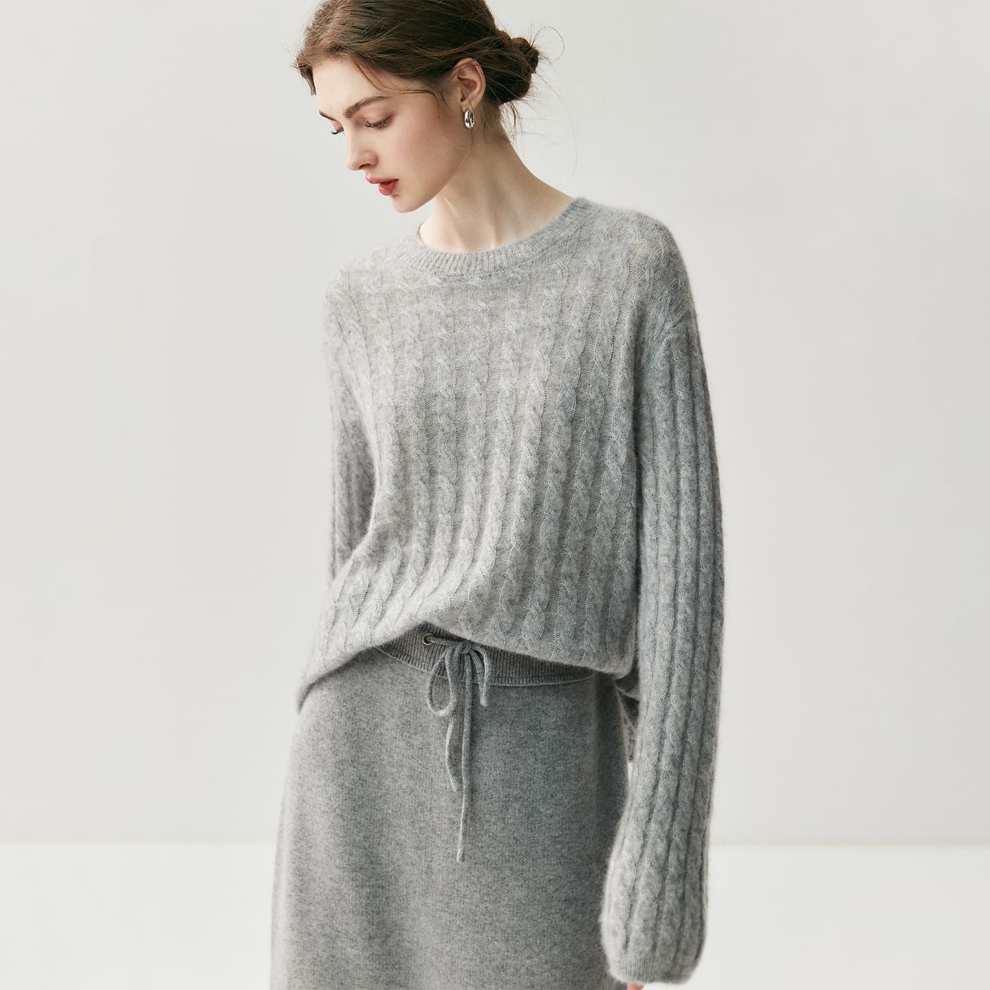 Herbalife Yarn Silk Cashmere Women's Round Neck Loose Knit Sweater Vintage Cable Knit Casual Top