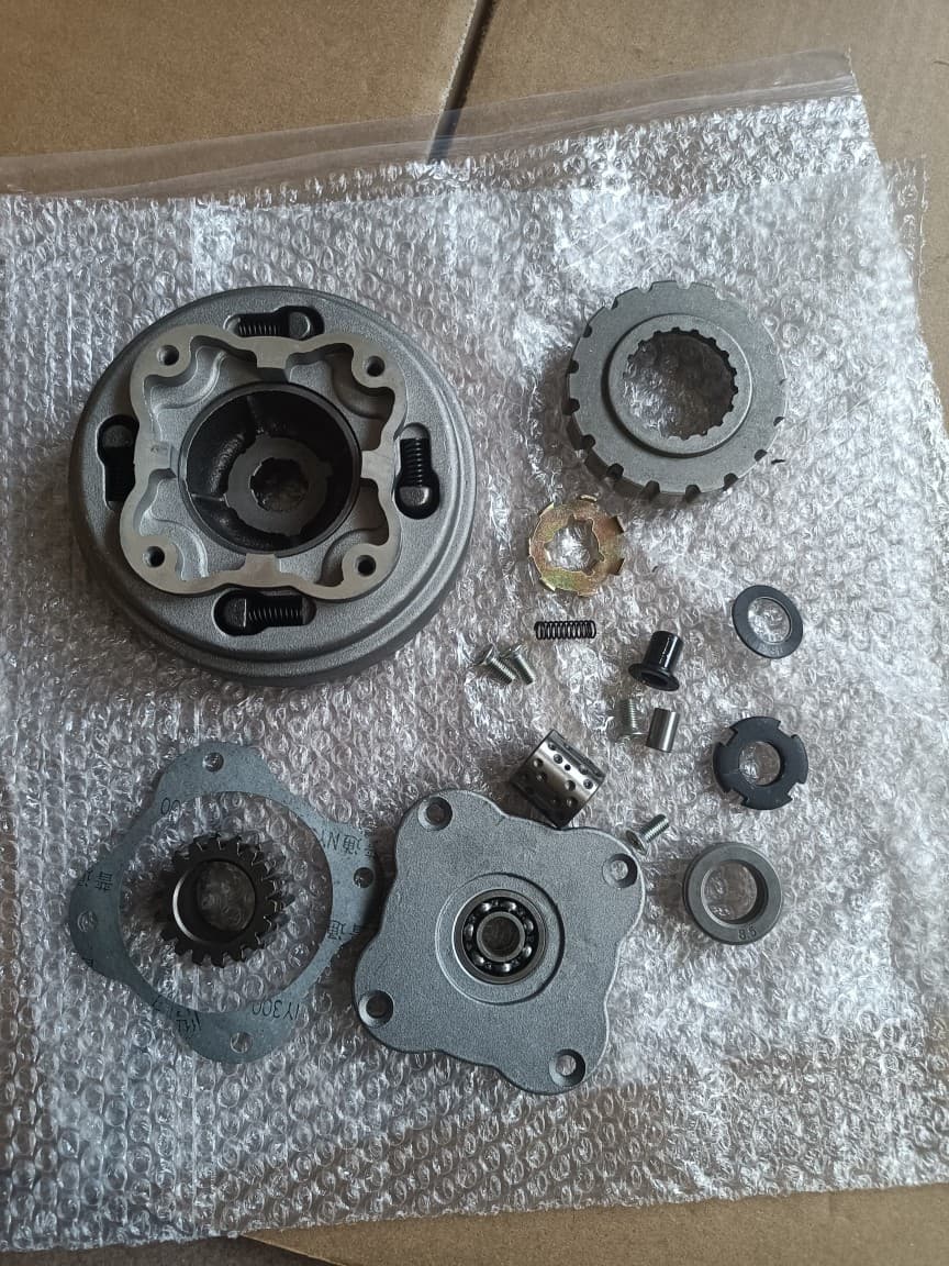 Motorcycle Parts JH 70 Clutch Clutch Assembly 2 Steel Plates 2 Friction Plates 18 Teeth