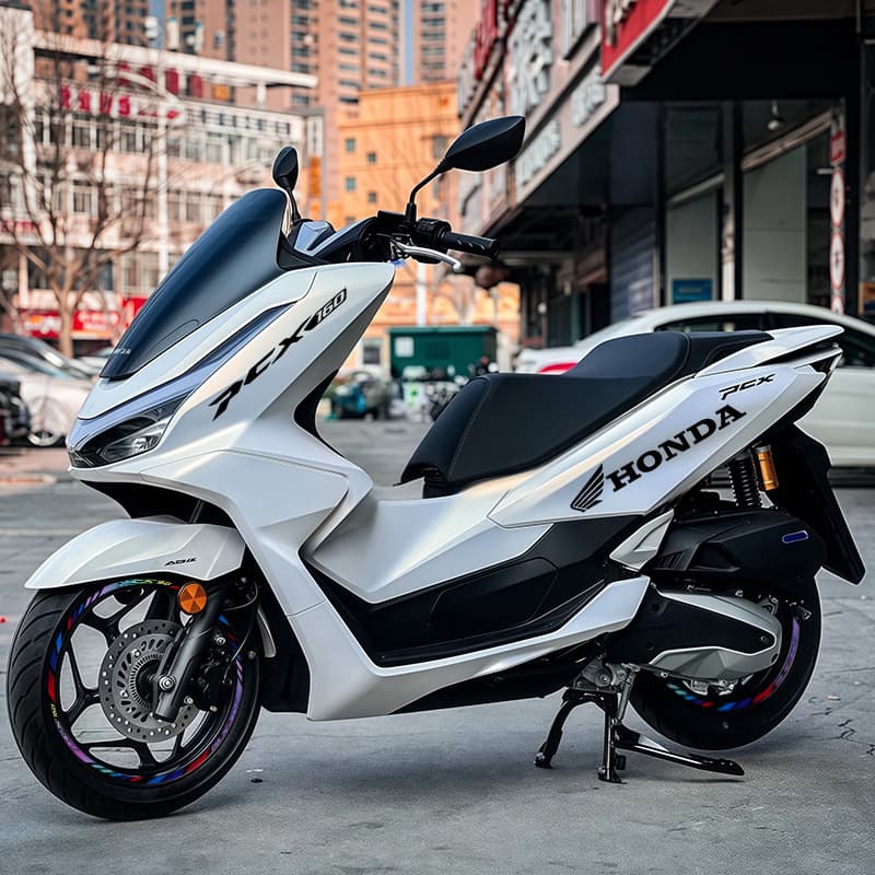 Suitable for Honda PCX160 sticker car front LOGO letter pull pattern pedal body three-dimensional wing decorative decal