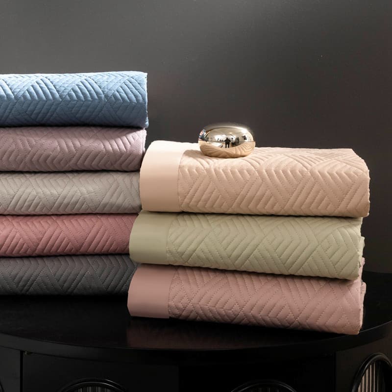 Premium 100% Long-Staple Cotton Bed Cover 3-Piece Set, Thickened Quilted Bedspread and Bed Skirt, Light Luxury Style, Suitable for Tatami and Kang Bed +