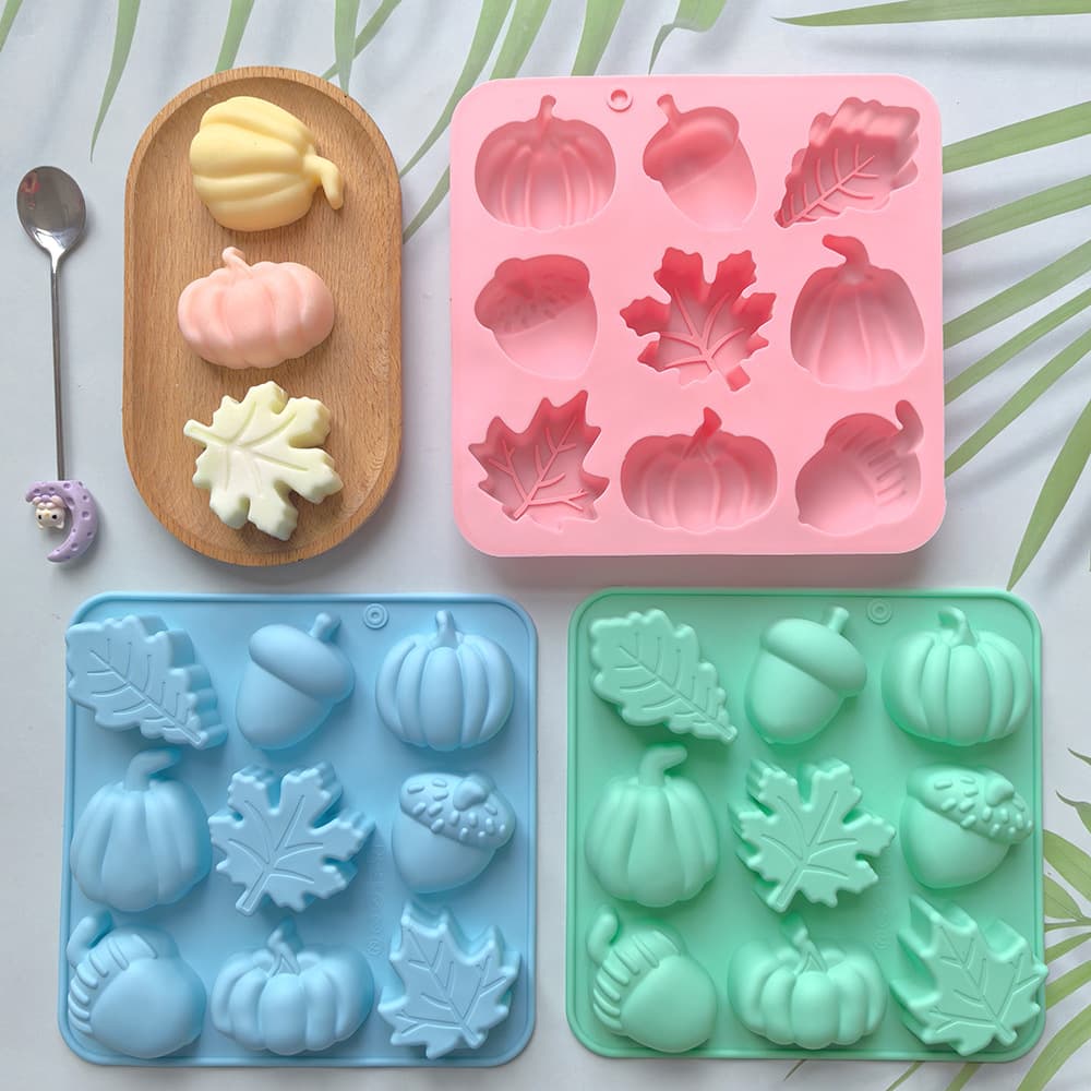 9-Cavity Pumpkin Maple Leaf Silicone Candy Mold, Harvest Season Halloween DIY Pudding Cake Baking Mold 655