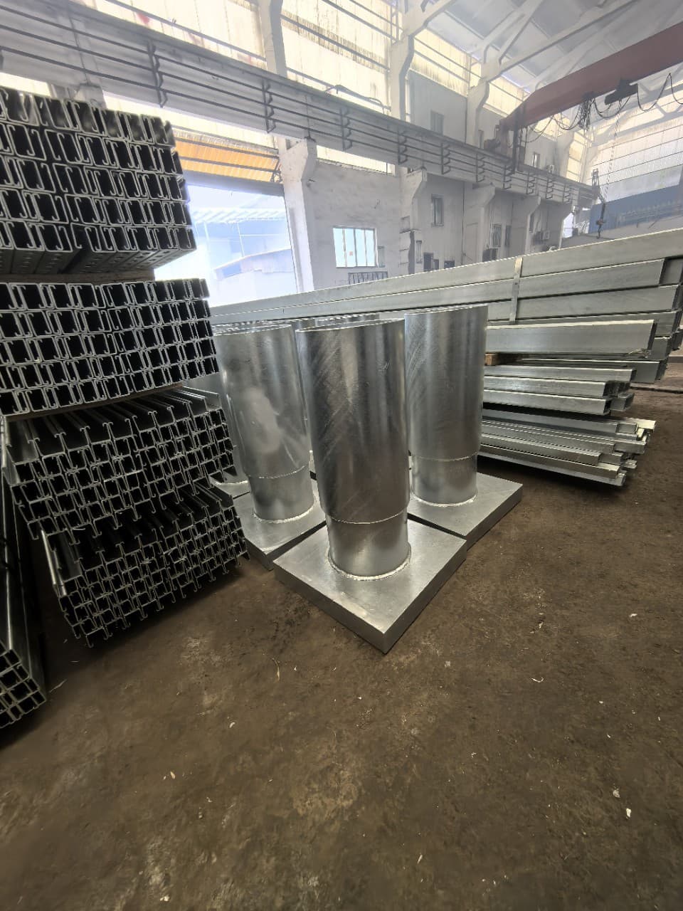 Undertaking Hot-Dip Galvanizing Processing for Various Solar Brackets, Steel Structural Components, etc., High Zinc Layer Quality Guaranteed