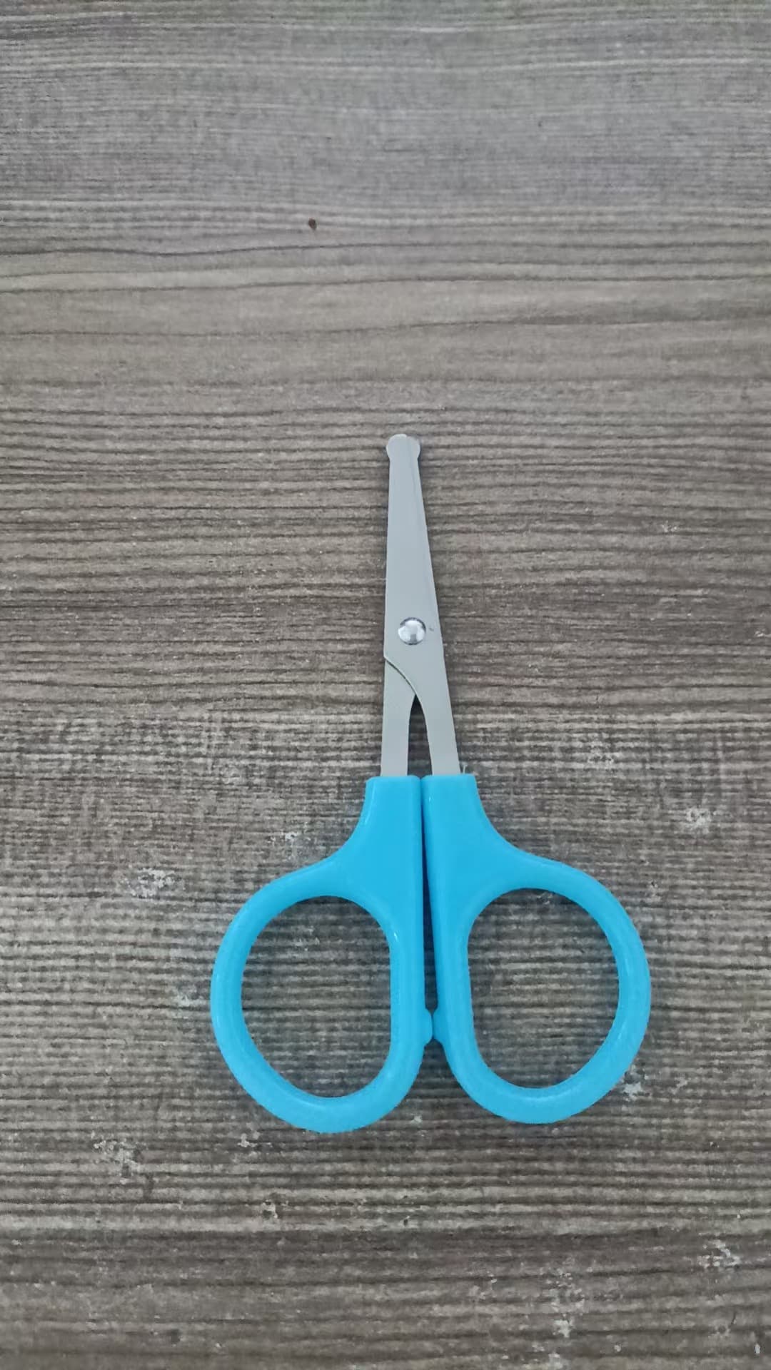 Factory Direct Wholesale Stainless Steel Round-Tip Nose Hair Scissors, Large-Head Student Trimming Scissors, Small Household Multi-Purpose