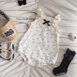 2025 Summer Baby Girl Fresh Cute Little Cat Strap Diaper Shirt Infant Summer Outfit Super Cute Outing Crawler