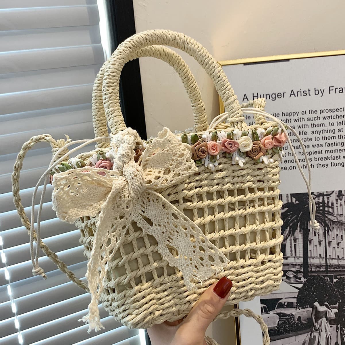 2026 New Straw Woven Handbag for Women, Beach Vacation Versatile Single Shoulder Crossbody Bucket Bag