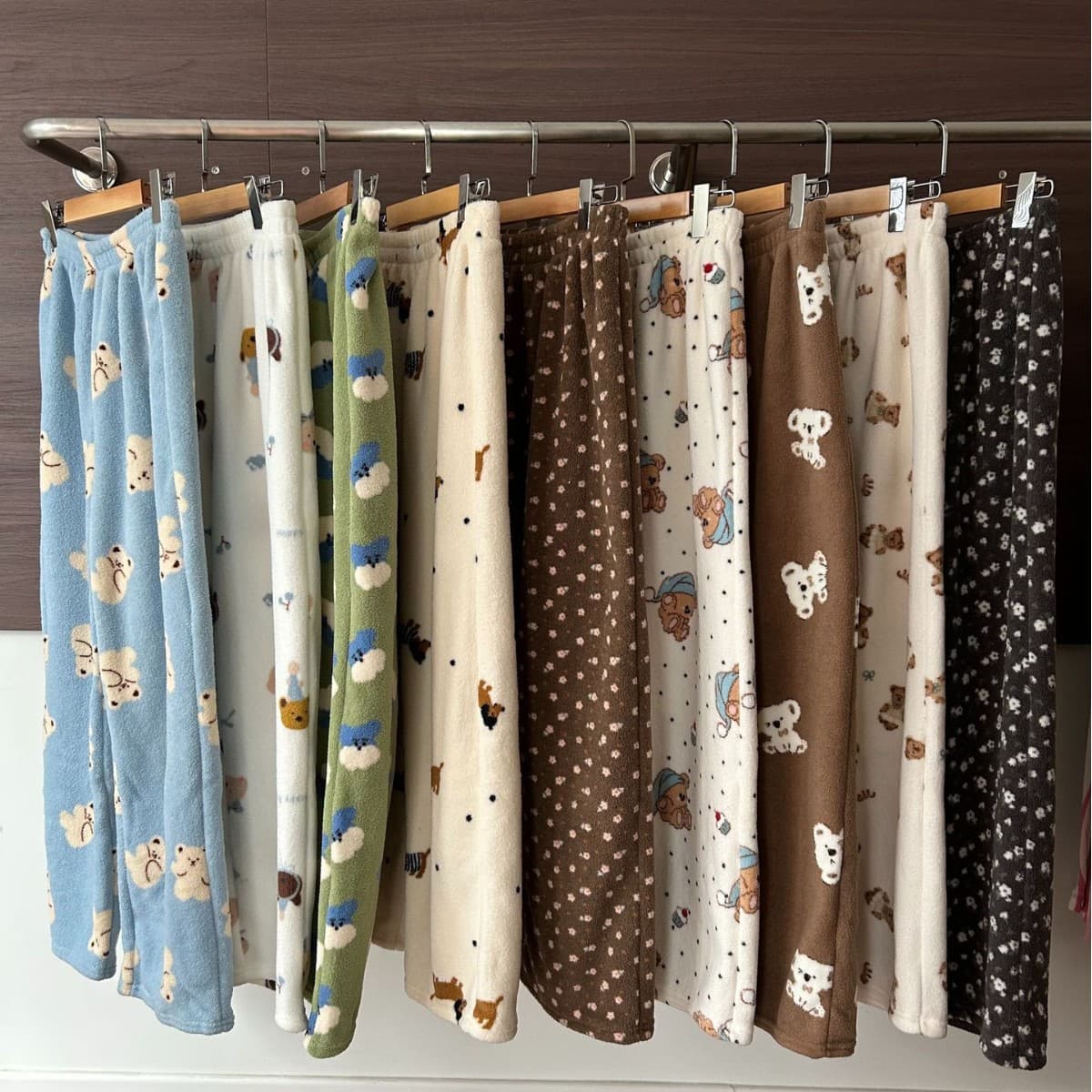 2025 Winter Snow Fleece Thickened Warm Elastic Waist Floral Cute Loose Pajama Pants, Home Pants Can Be Worn Outdoors