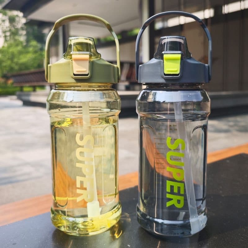 Large Capacity Water Bottle Trendy Sports Fitness High Aesthetic Straw Cup 2L with Scale Summer Outdoor Portable Kettle
