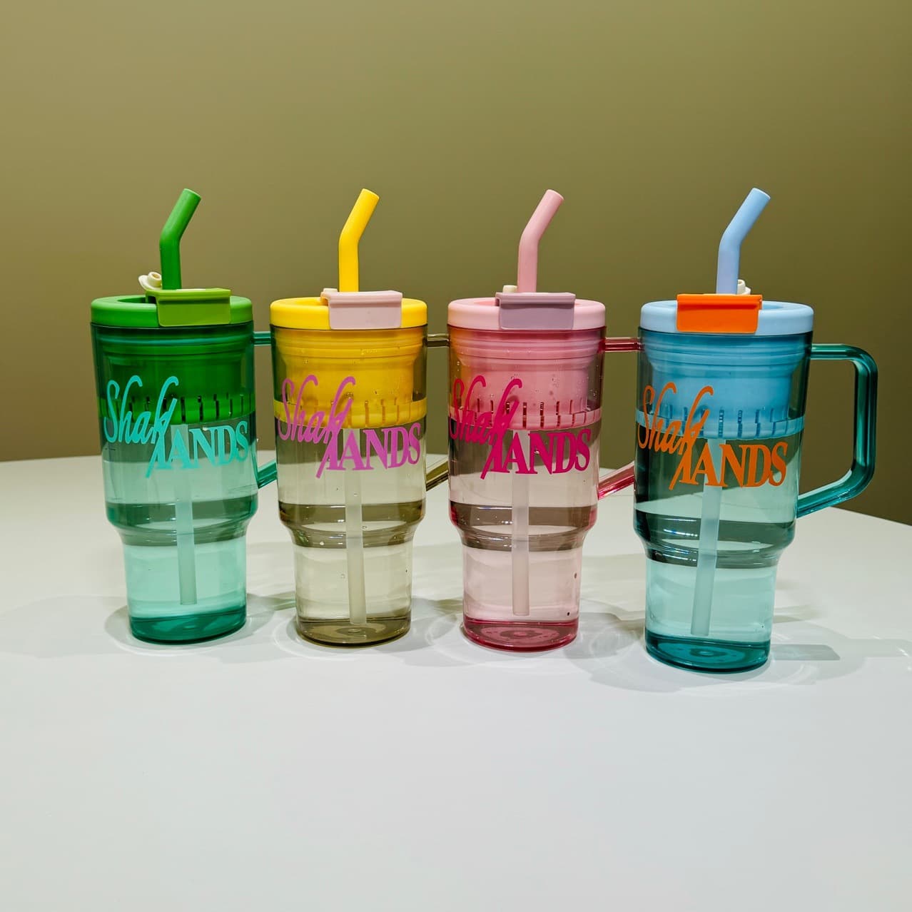 New tons of kettles, large-capacity tea and water separation, high-handle, beautiful straw cups, boys and girls, giant water cups