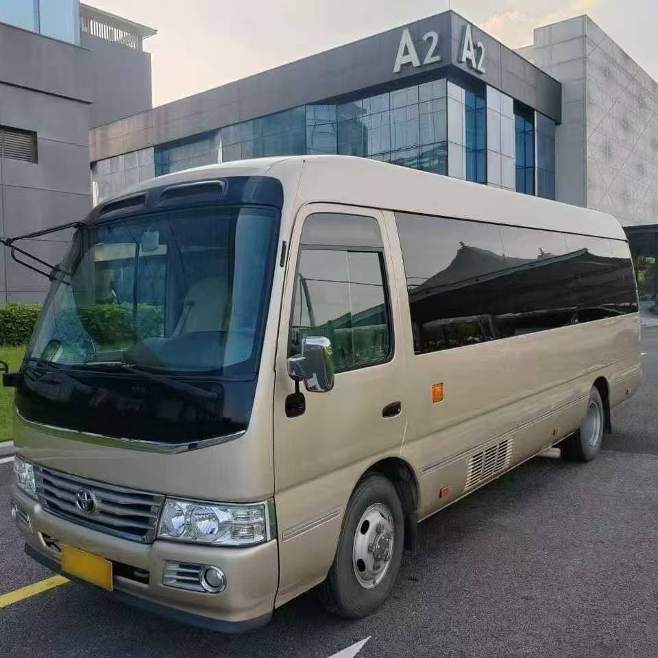 Cross-border export refurbished Coaster 23-seat business luxury bus, Euro III emission, medium bus