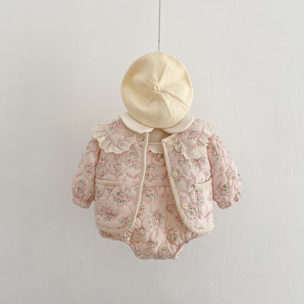 22 new autumn and winter Korean children's clothing 0~2 years old girls floral doll collar padded cotton clothing autumn and winter newborn suit
