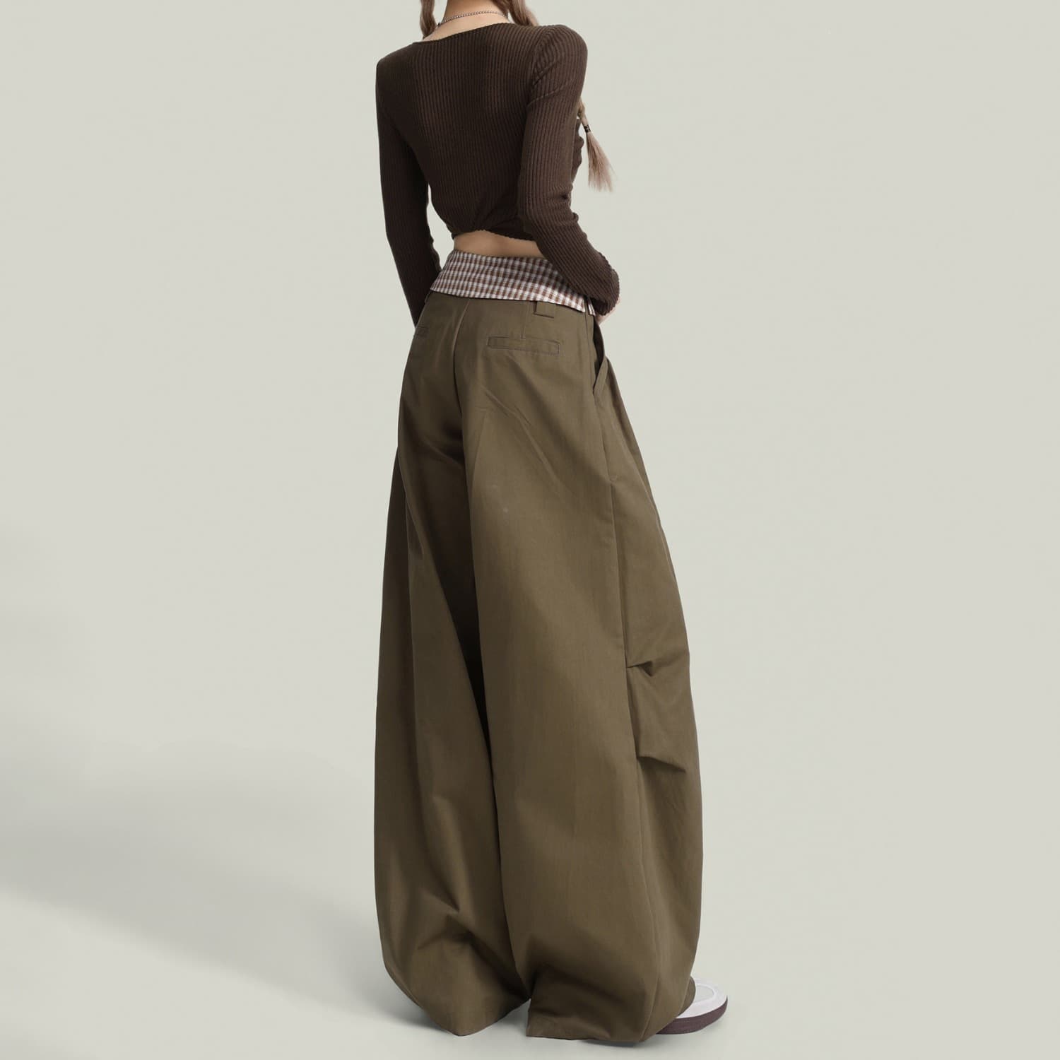 Unique plaid splicing American military green pleated wide-leg casual pants for women retro high-waisted lazy drape versatile pants