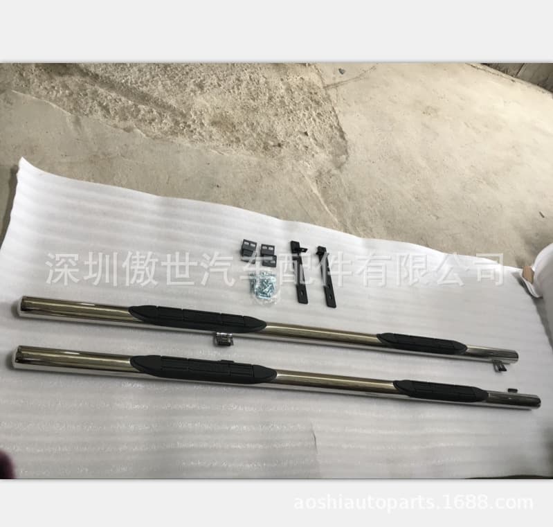 2.5 INCH STAINLESS STEEL SIDE STEP BAR FOR DACIA LODGY 2013