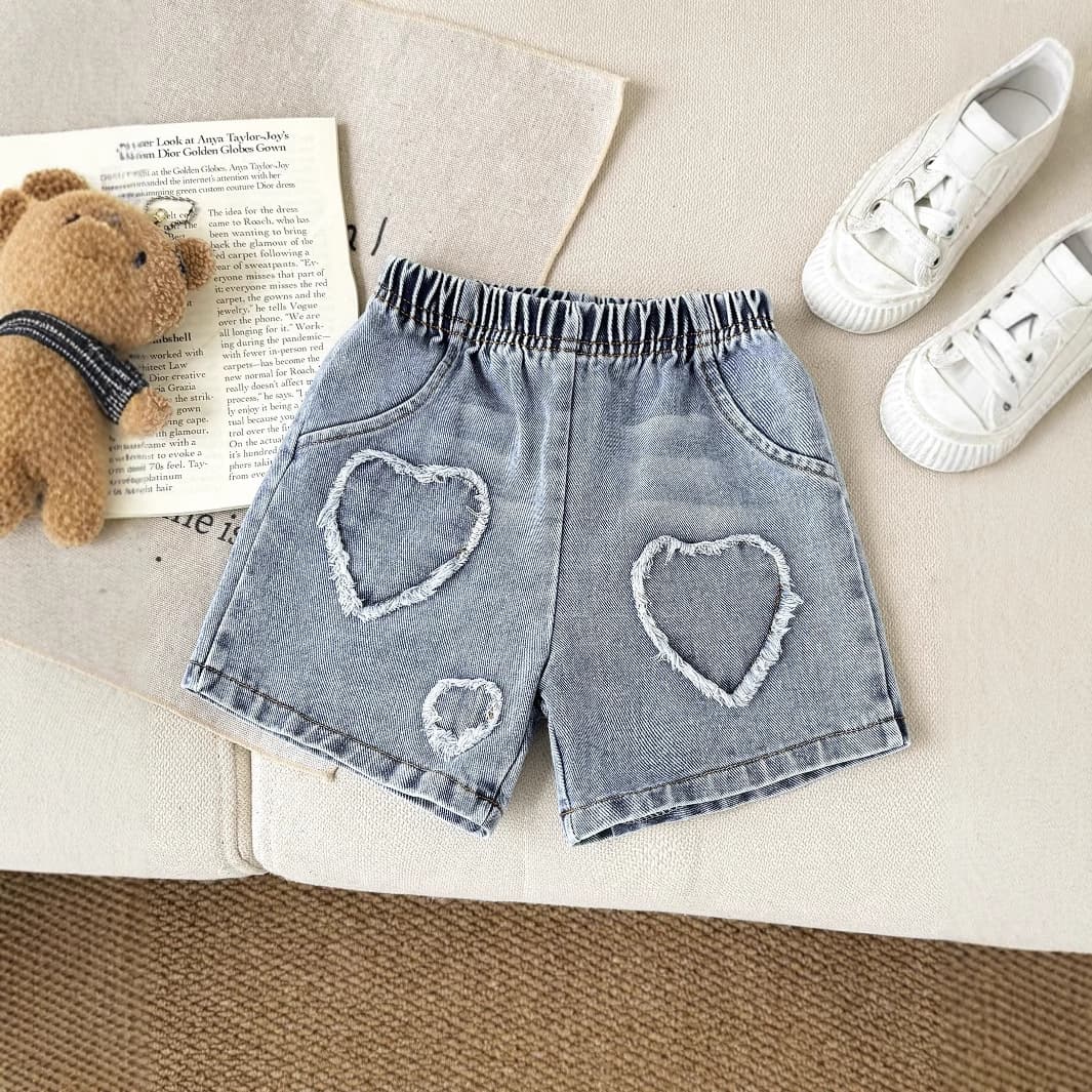 Girls Baby Toddler Denim Shorts 2025 New Summer Children's Wearable Hot Pants Girls Three-Quarter Soft Jeans
