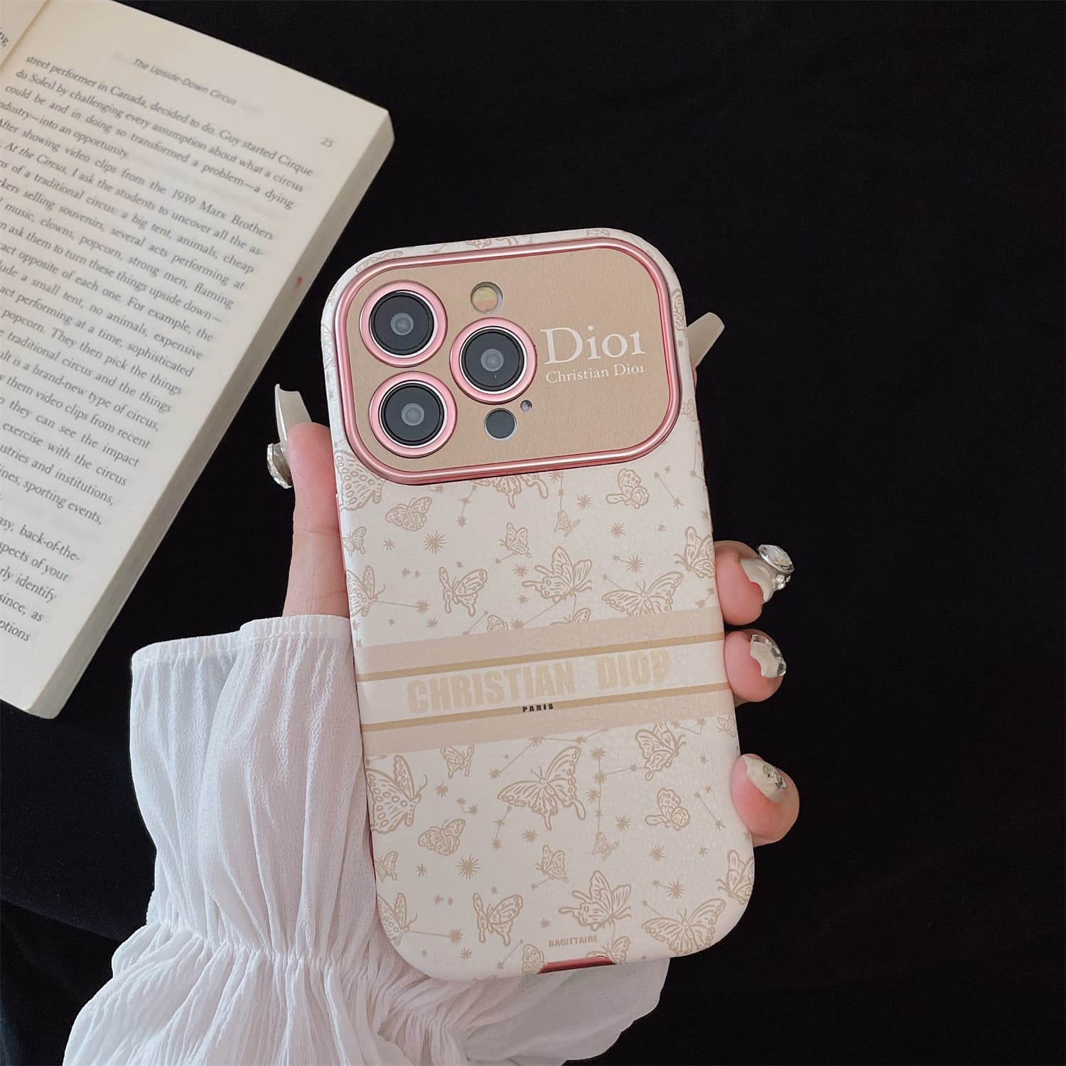 New trendy brand D butterfly pink-white compatible with Apple 16 Pro Max phone case, iPhone 14 women's 13 Pro