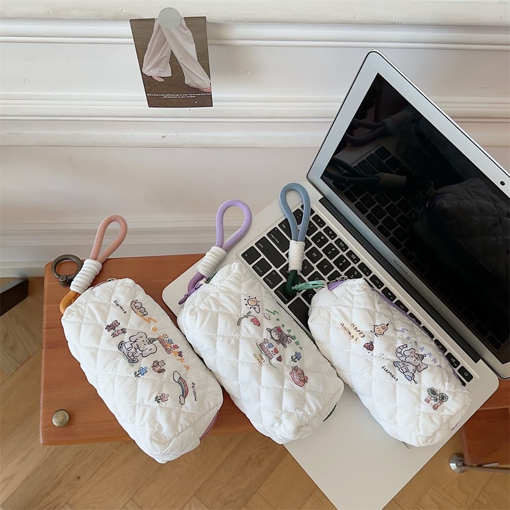 Lightweight Quilted Pencil Case Student Stationery Bag Cosmetic Bag Cartoon Print Street Style Cotton Fabric Storage Bag