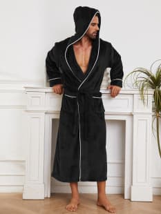 Factory Stock Cross-Border Flannel Couple Bathrobe Men Flannel Bathrobe Pajamas Women Coral Fleece Thick Medium-Long