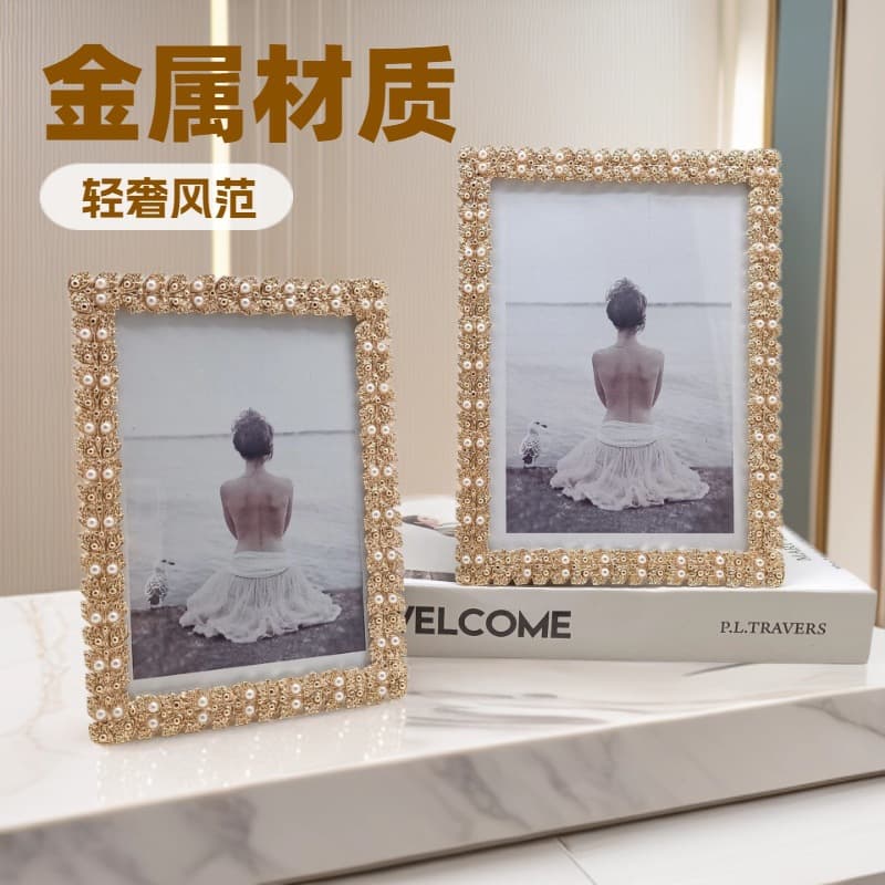 New Metal Photo Frame Stand, Modern Minimalist Creative Frame, Wedding Memorial Photo Frame