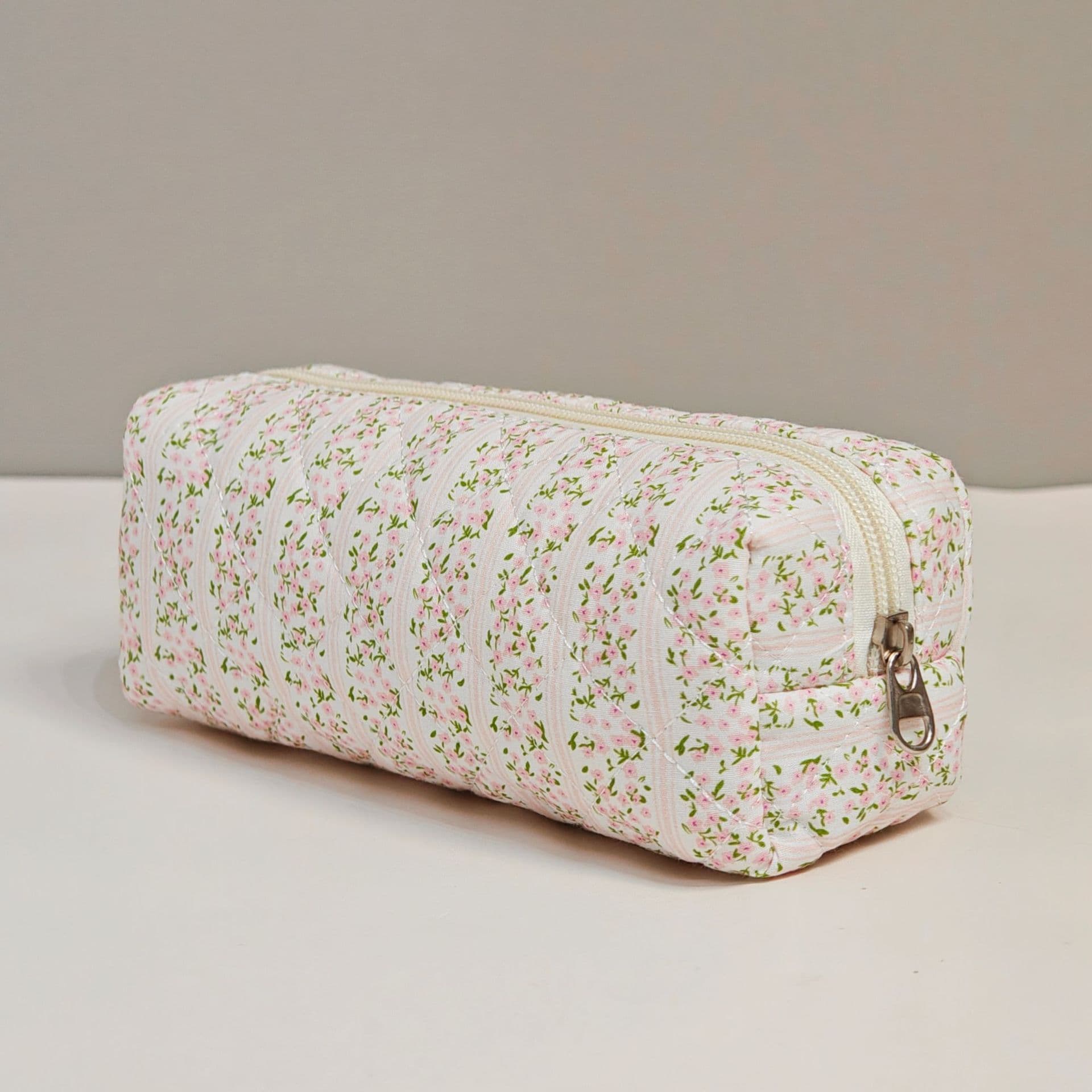 In Stock Ins-Style Large-Capacity Cosmetic Bag, Fabric Bow Print Storage Pouch, Niche Simple Pencil Case