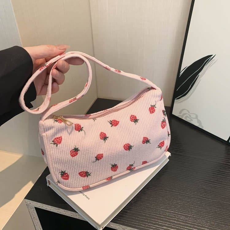Korean version niche bag for women 2024 summer new style small fresh strawberry shoulder underarm bag cute soft girl bag