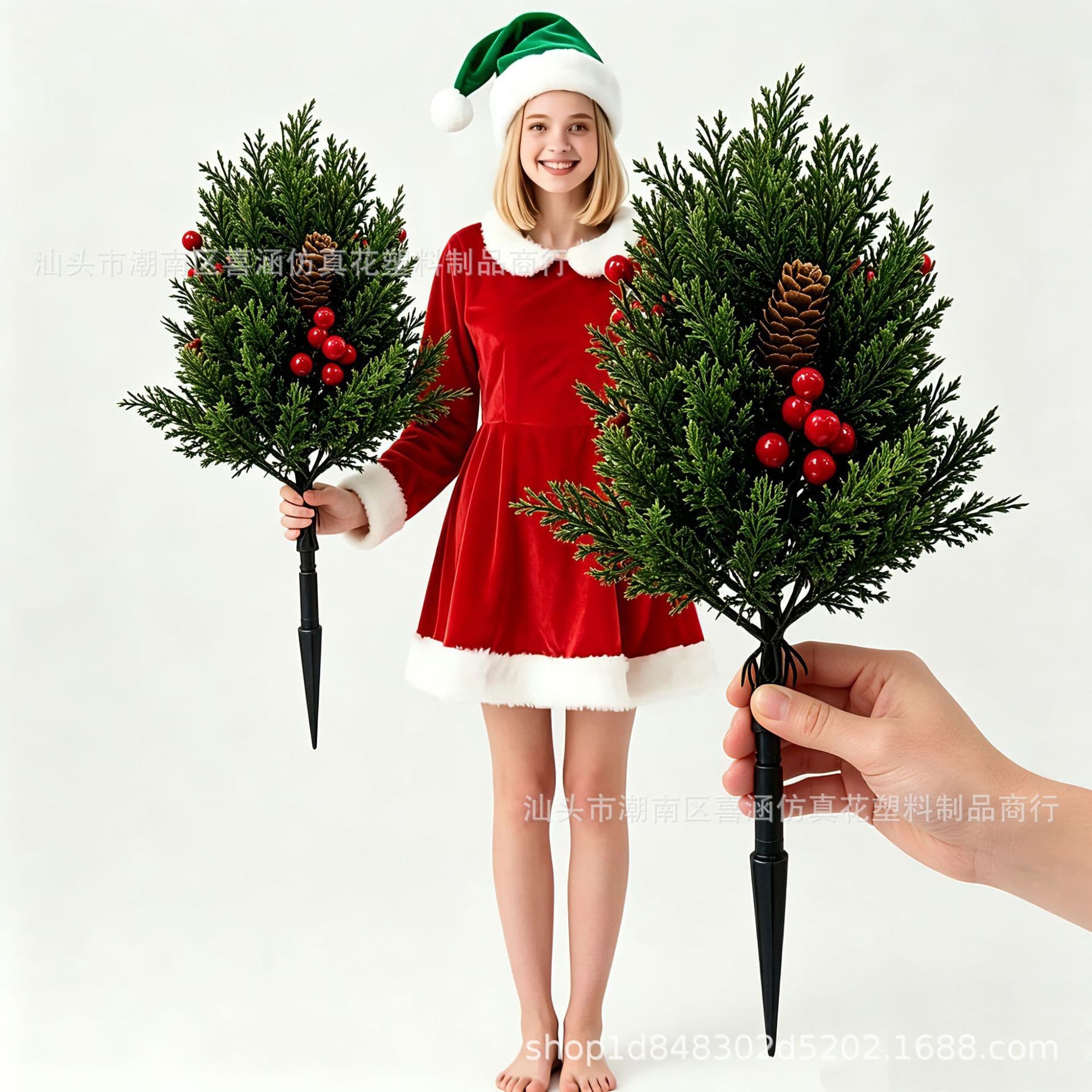 Christmas Decoration Green Branch Vine Pine Twig Pinecone Artificial Branch for Christmas Scene Atmosphere Decoration Hanging