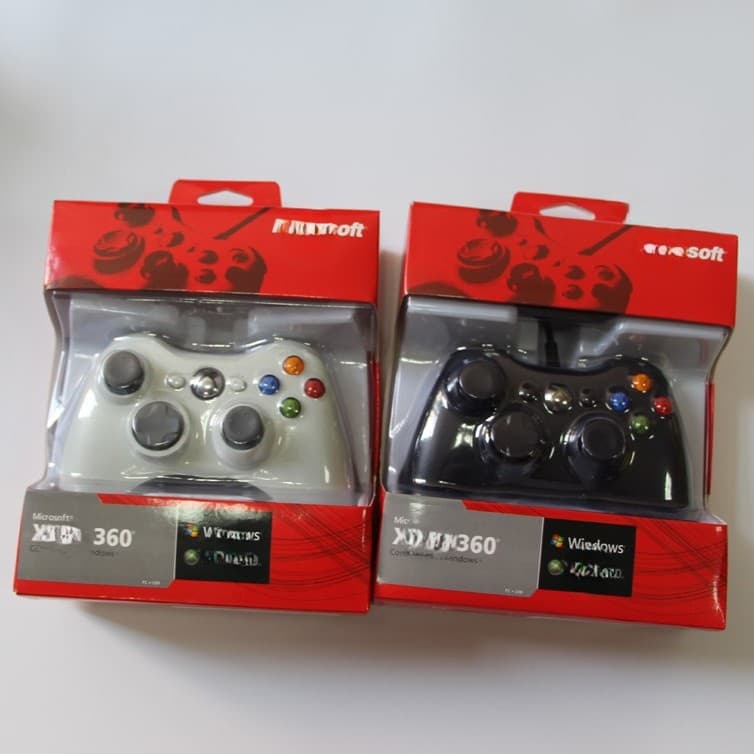 X-Box360 Wired Game Controller USB Computer Pc360 Universal Dual-Vibration Compatible with 360 Console E-Sports Multi-Color
