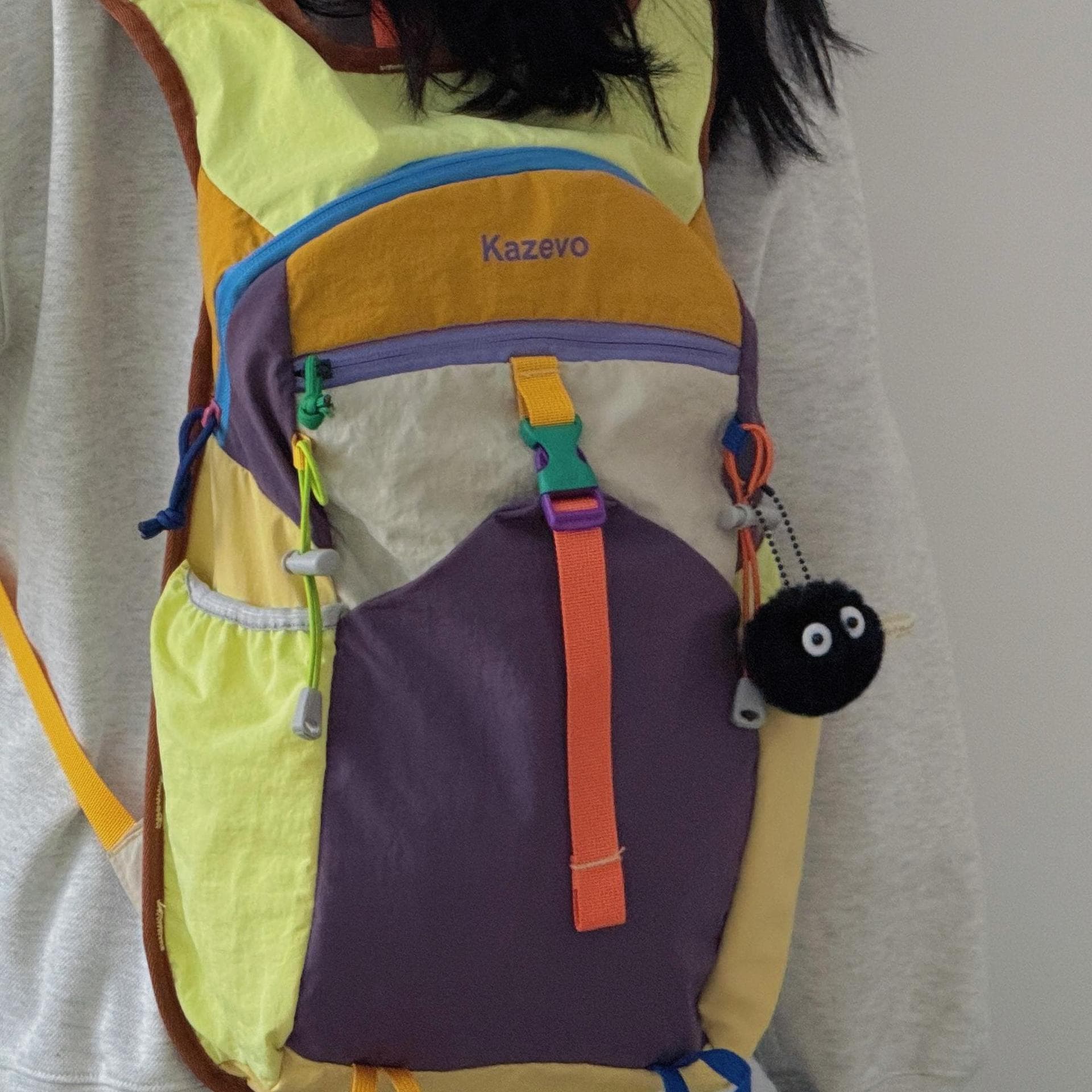 Multifunctional lightweight backpack, mountaineering backpack, portable multifunctional outdoor sports school bag, leisure camping bag