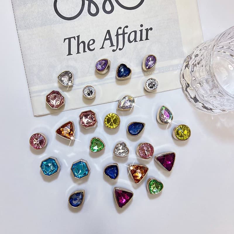 Cross-border new adapted cross hole shoe accessories diy crystal diamond shoe flower decoration button hole garden shoe accessories