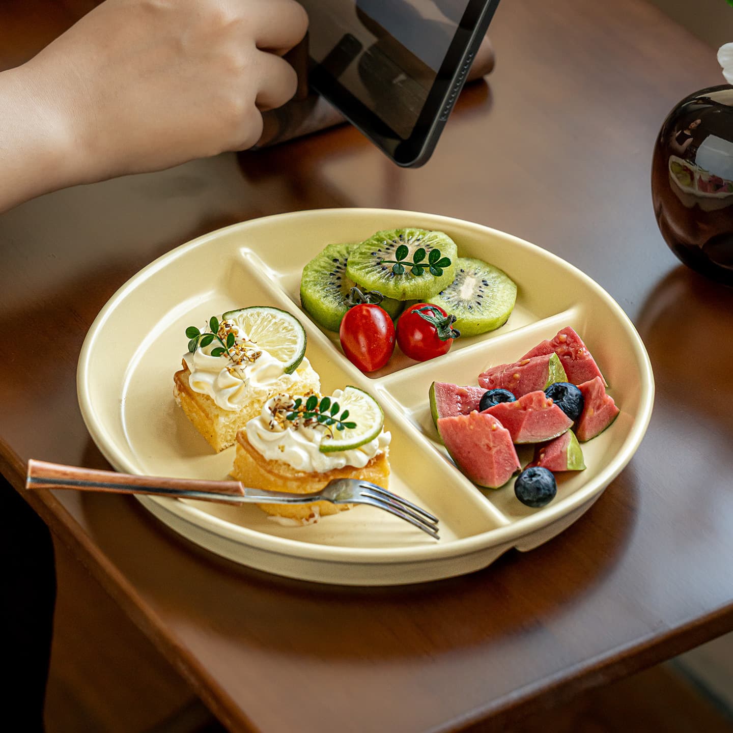 Ceramic Portion Control Plate for Home Use, Baby Food Steamer Tray, Dessert Plate, Serving Plate