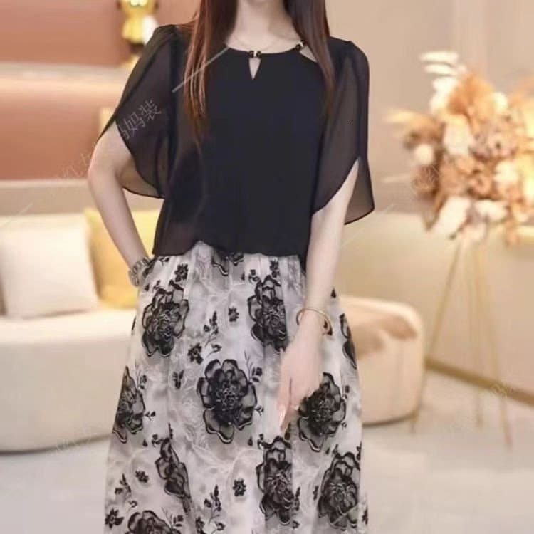Dropshipping 2026 Summer New Styles with Various Styles, Easy-To-Wear Black Outfits for Middle-Aged Moms, Stylish and Versatile, Slimming Effect