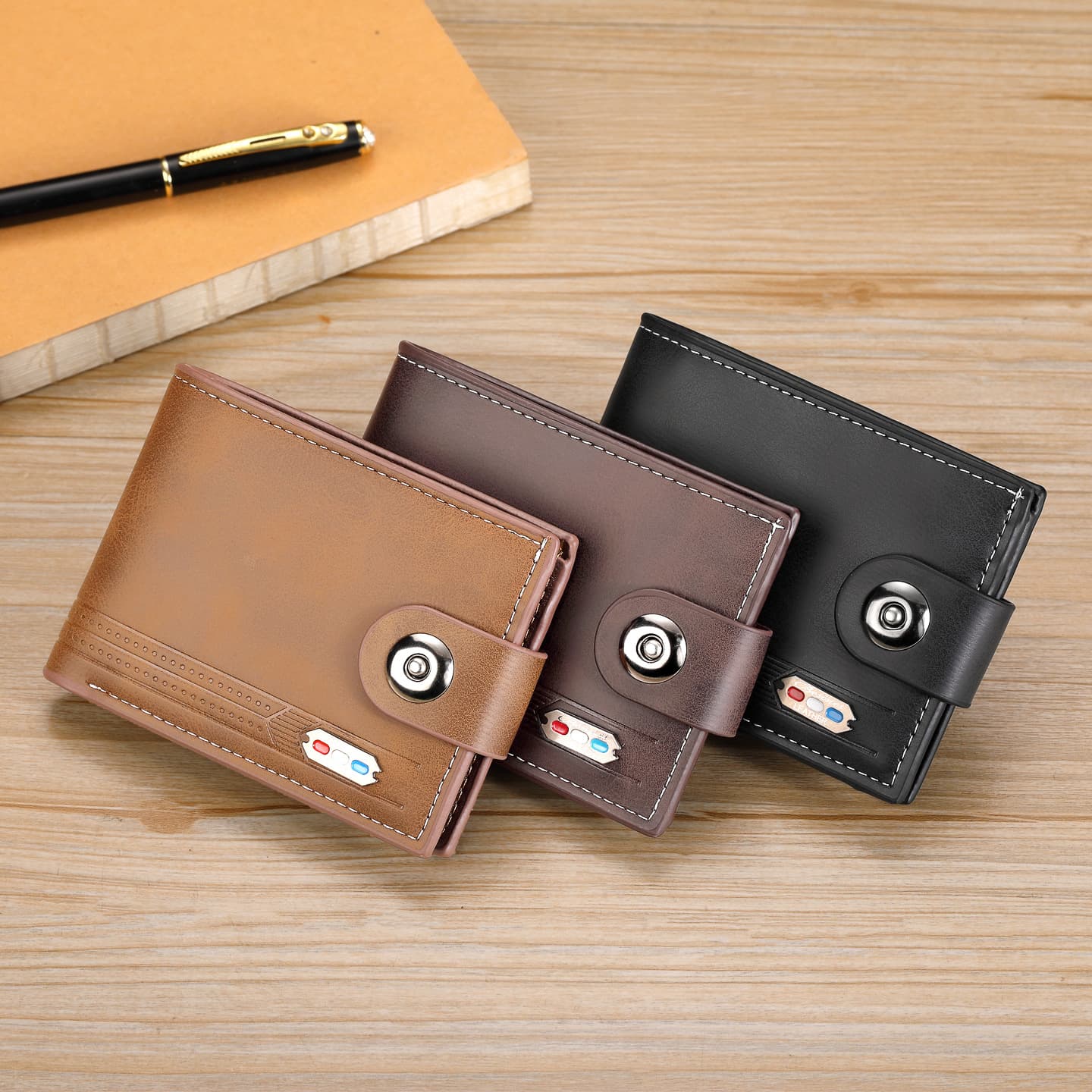 New Men's Magnetic Buckle Wallet Short Style Business Casual Horizontal Fashion Large Capacity Soft Leather Wallet