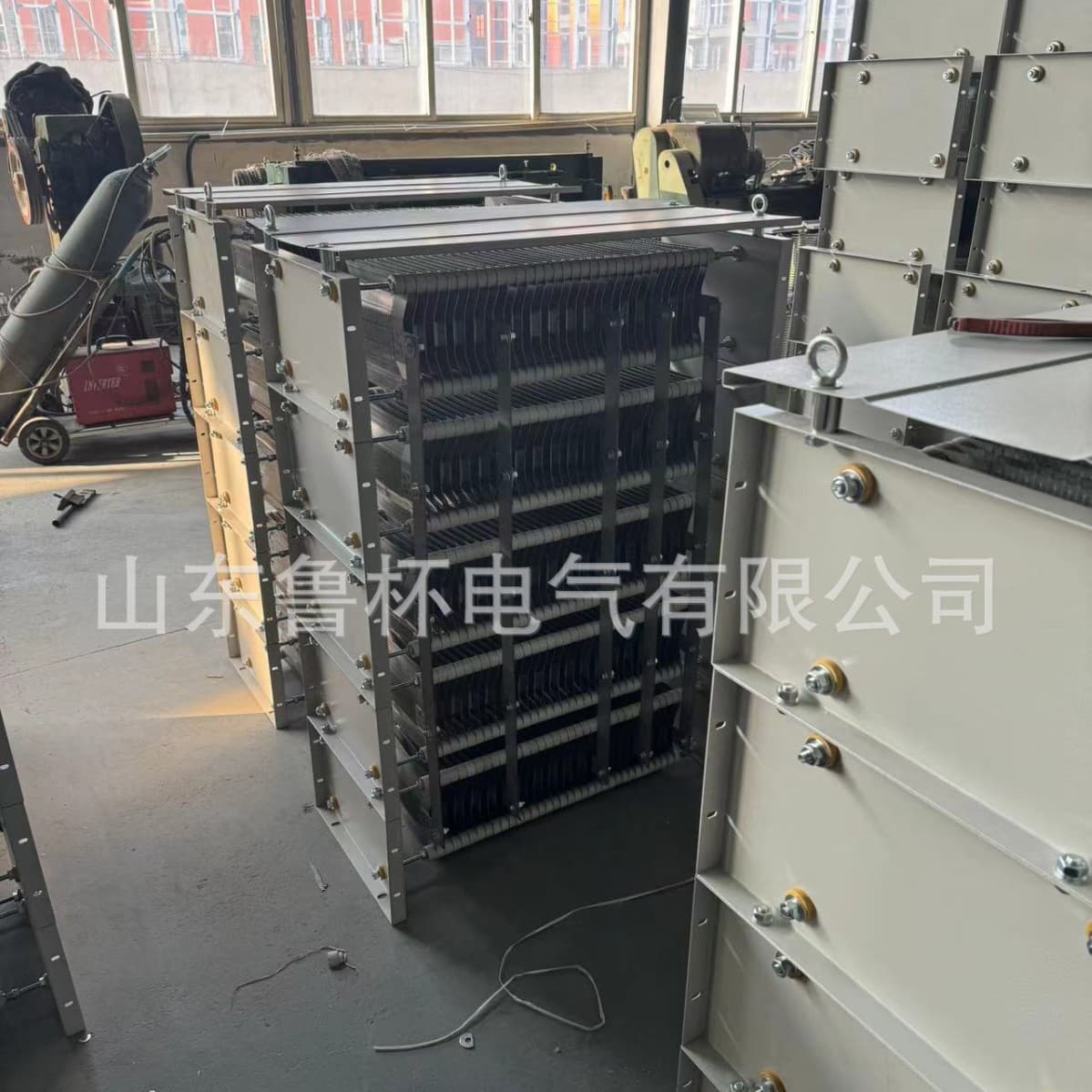 Lubay Electric Water-Cooled Load Resistor Box designed specifically for inverter testing, using efficient water cooling.
