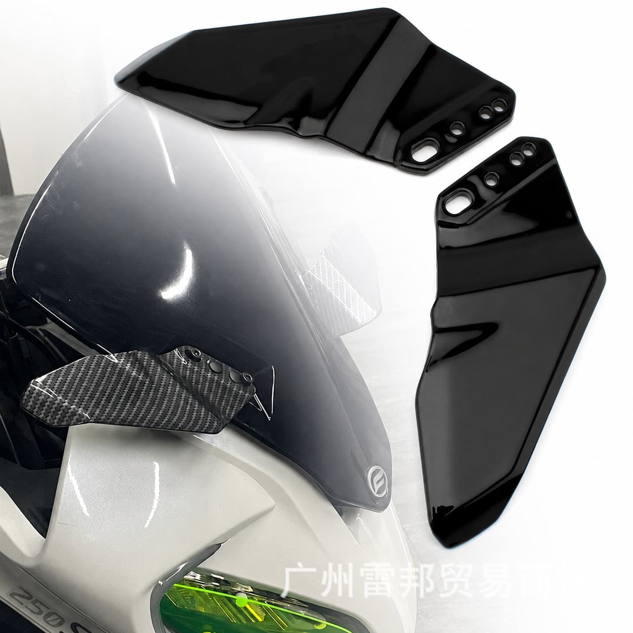 Compatible with multiple models including CFMOTO, Kove, Yamaha, Suzuki, etc. Racing-style rearview mirror wind deflector