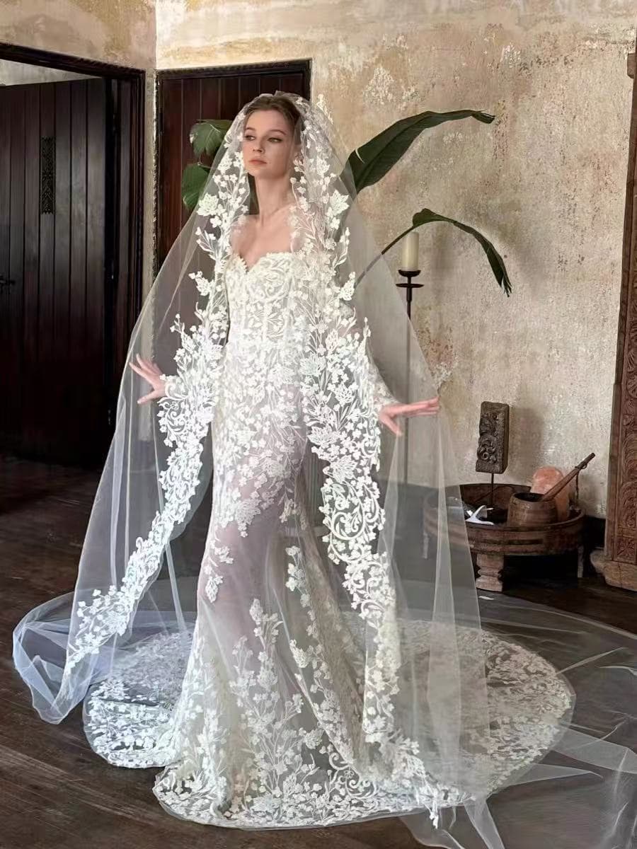 New Summer Strapless Main Wedding Dress with Long Sleeves, Elegant Mermaid Lace Texture, Forest-Inspired Bridal Gown, European and American Style