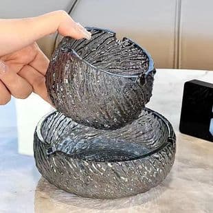 Luxury Ashtray for Home and Office, High-Quality Glass Ashtray, Stain-Resistant, Fashionable and Creative, Large Capacity Office Ashtray