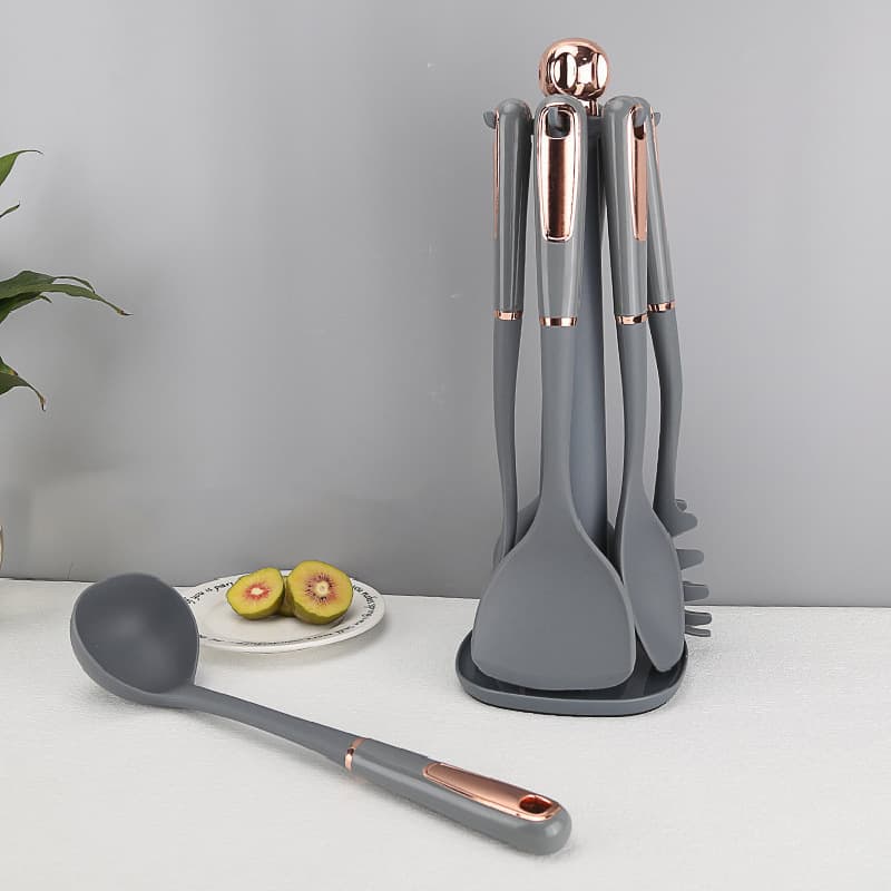 Amazon Hot Selling New Food-Grade Silicone Kitchen Utensils Set with Electroplated Rose Gold Handle, 7 Pieces, Multiple Colors Available, Spatula