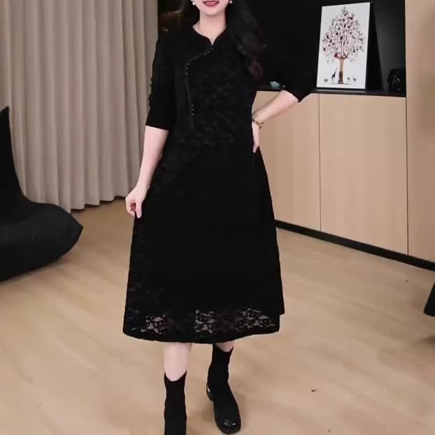 Autumn/Winter New Chinese Style Modified Cheongsam Lace Elegant Slim-Fit High Elasticity Middle-Aged Mother's Dress, Casual Women's Clothing