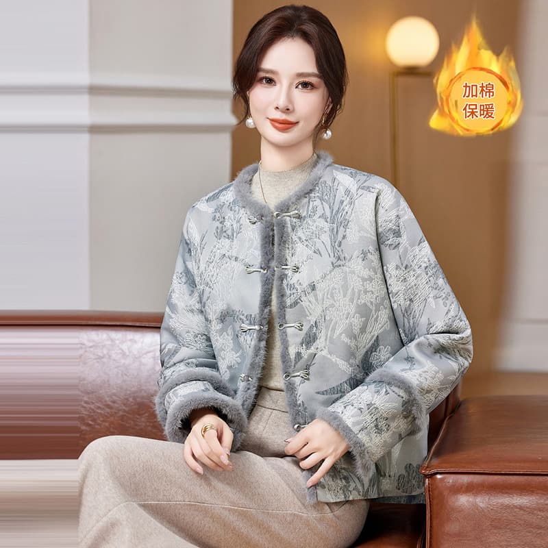 Mom winter cotton coat, fleece-lined and thickened for middle-aged and elderly women, fashionable cotton clothes for elderly ladies, petite size.