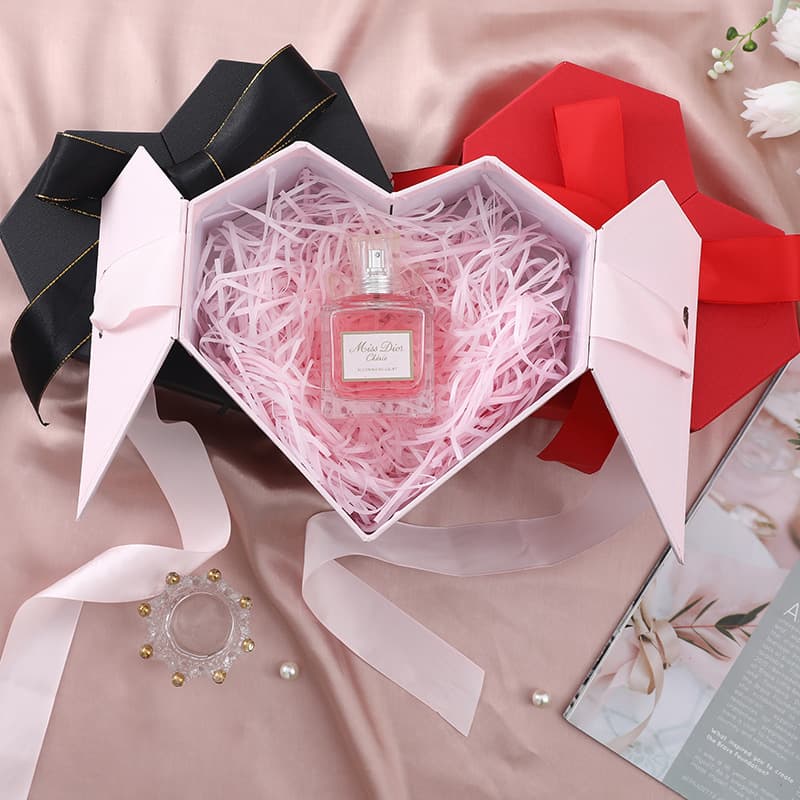 Creative Heart-Shaped Gift Box for Perfume Lipstick Wedding Favor