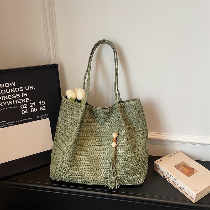 New Solid Color Straw Woven Fringe Shoulder Bag Fashion Versatile Beach Bag Casual Simple Large Capacity Tote Bag Women's Bag