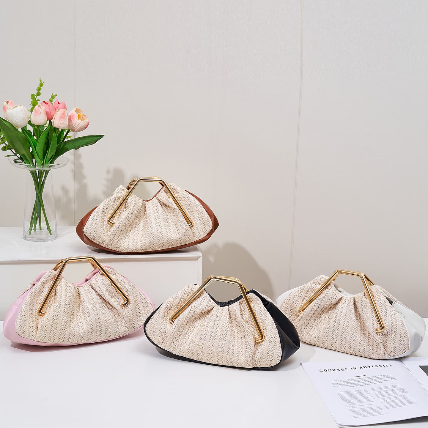 2026 New Cloud Pleated Large Capacity Handbag Trendy Evening Party Middle-Aged Women's Clutch Light Luxury Handbag