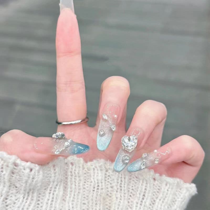 10 pieces coded summer atmosphere cool beauty pure desire sparkling ice blue French cat eye whitening wearable nail wholesale