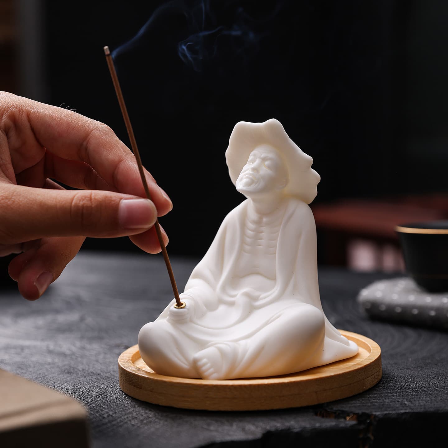 Ceramic Vintage Creative Incense Stick Burner Sandalwood Holder Zen Indoor Incense Burner Backflow Incense Burner Decoration