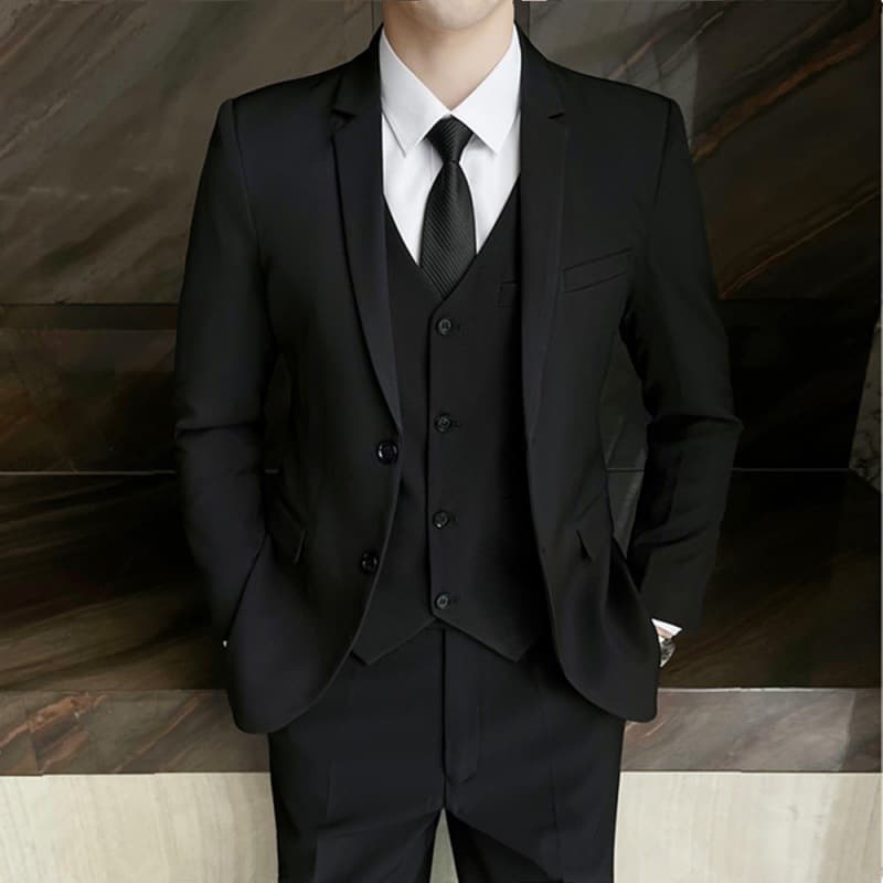 High-quality men's Korean-style slim-fit suit jacket for groomsmen and brides, business professional formal suit.