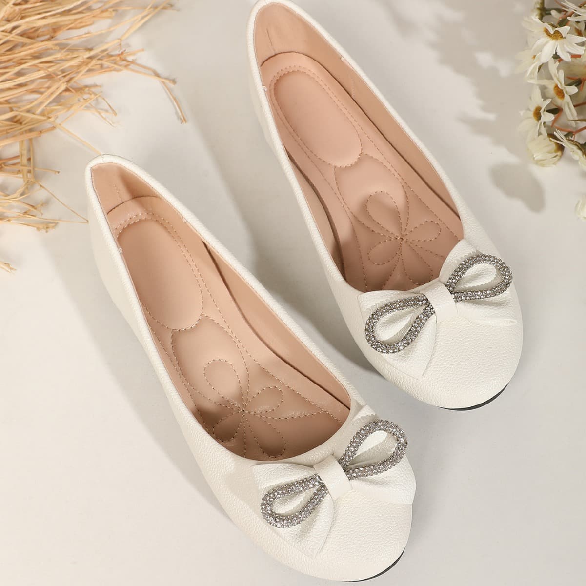 European and American Women's Thin Flat Shoes with Bow, Shallow Mouth Ballet Flats, 2024 Summer Wide Foot Slim Style Four-Season Shoes Low Heel